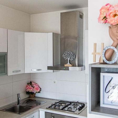 Flexible Selfcheckins 32 - Zagreb - Garage - Electric Vehicle Ccharger - Big Loggia - New - Apartments Repinc 32 Exterior foto