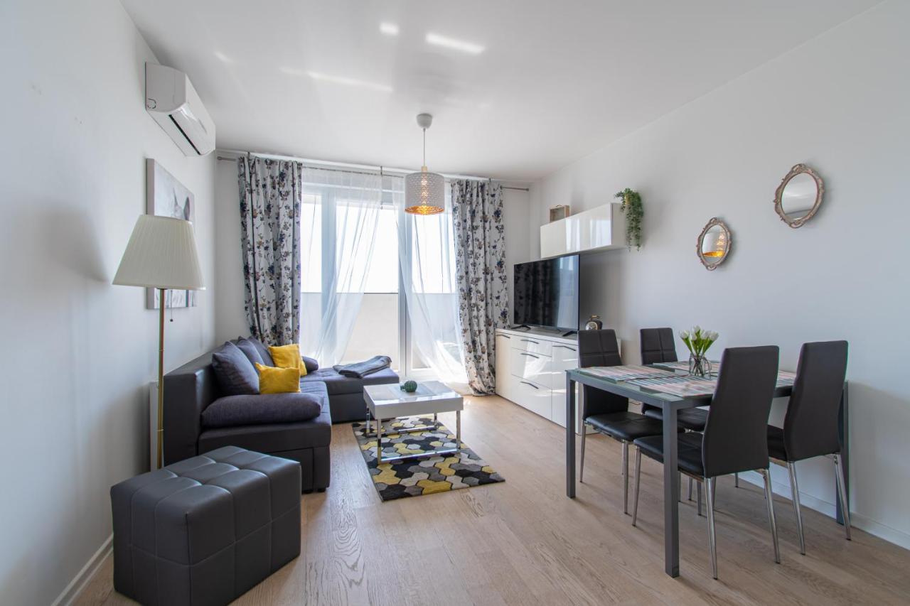 Flexible Selfcheckins 32 - Zagreb - Garage - Electric Vehicle Ccharger - Big Loggia - New - Apartments Repinc 32 Exterior foto